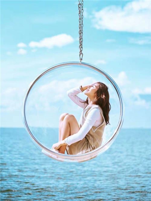 bubble chair (5) bubble chair (5)