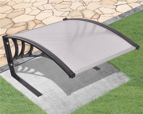 Robotic lawn mower garage07